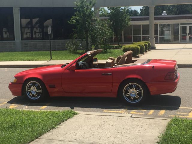 1990 Red Mercedes-Benz 300-Series Convertible