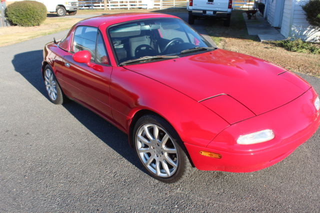 1990 Black Mazda MX-5 Miata Convertible