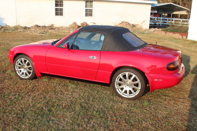 1990 Black Mazda MX-5 Miata Convertible