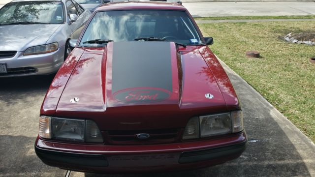 1990 Ford Mustang