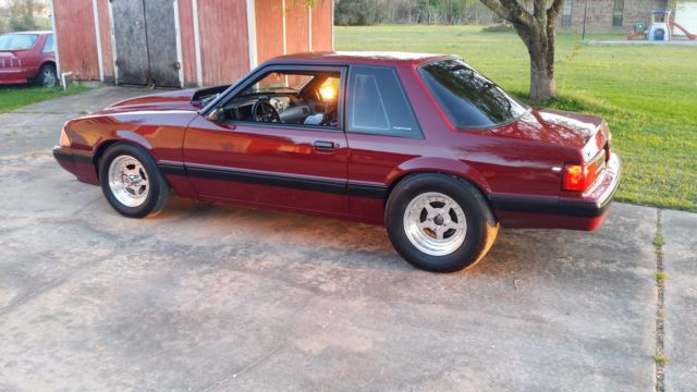 1990 Ford Mustang