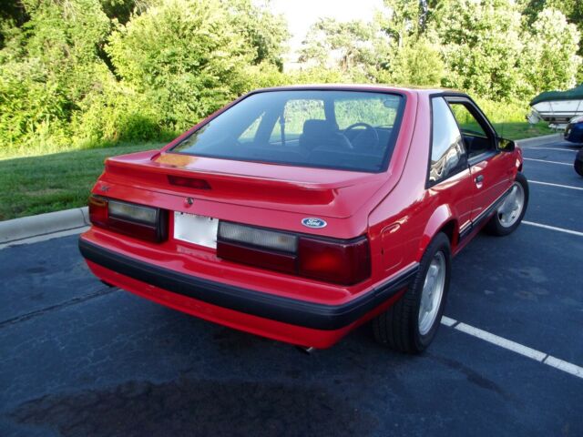 1990 Red Ford Mustang Hatchback