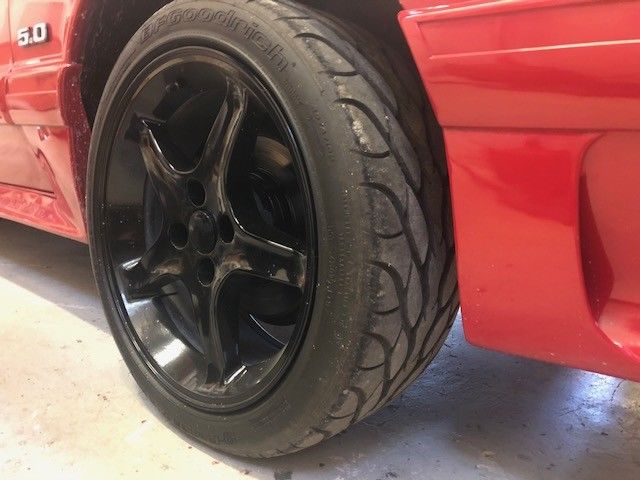 1990 Red Ford Mustang