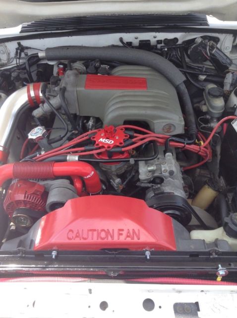 1990 White Ford Mustang Coupe