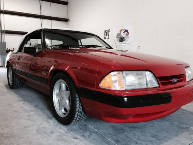 1990 Red Ford Mustang