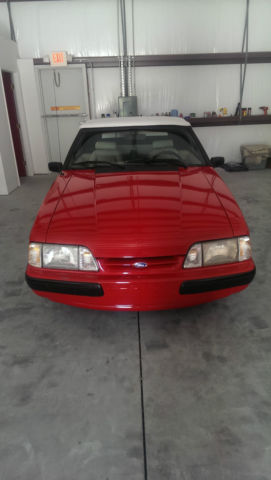 1990 Red Ford Mustang