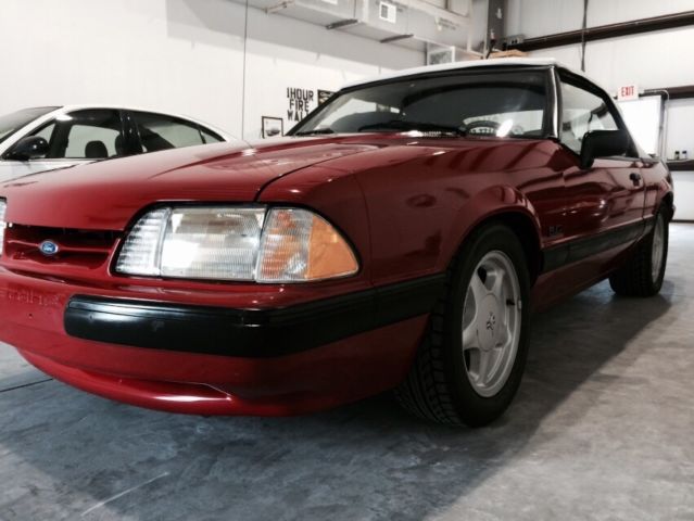 1990 Red Ford Mustang