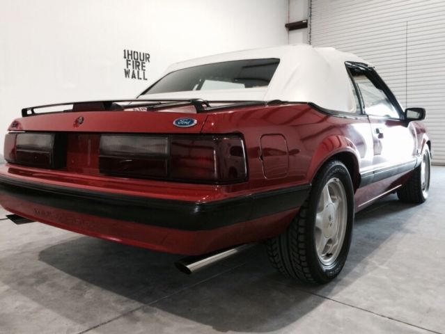1990 Red Ford Mustang