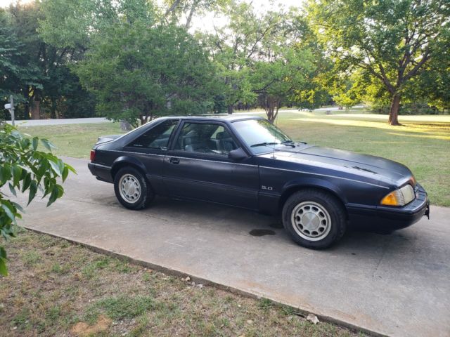 1990 Blue Ford Mustang Hatchback