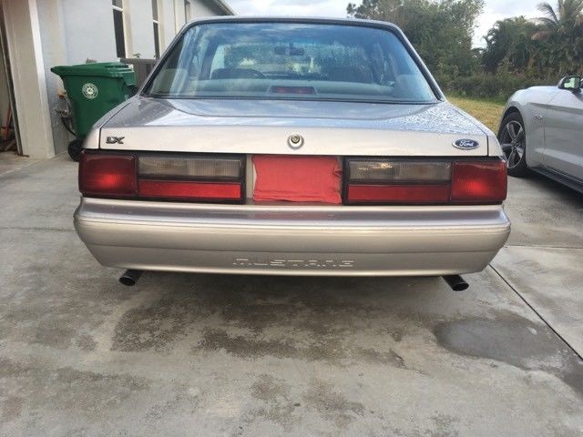 1990 Silver Ford Mustang Coupe
