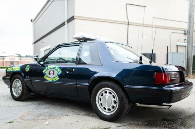 1990 Blue Ford Mustang Coupe