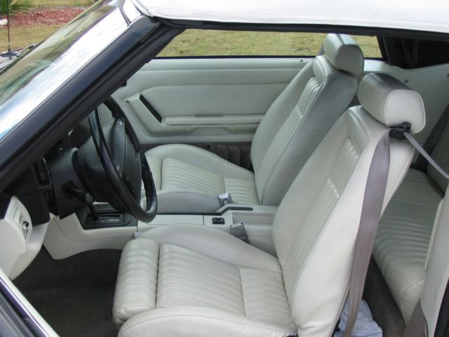 1990 Green Ford Mustang Convertible