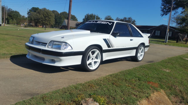 1990 White Ford Mustang Hatchback
