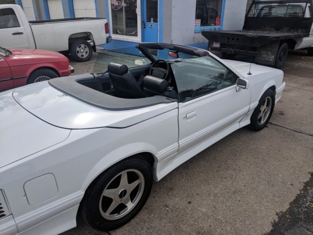 1990 White Ford Mustang Convertible