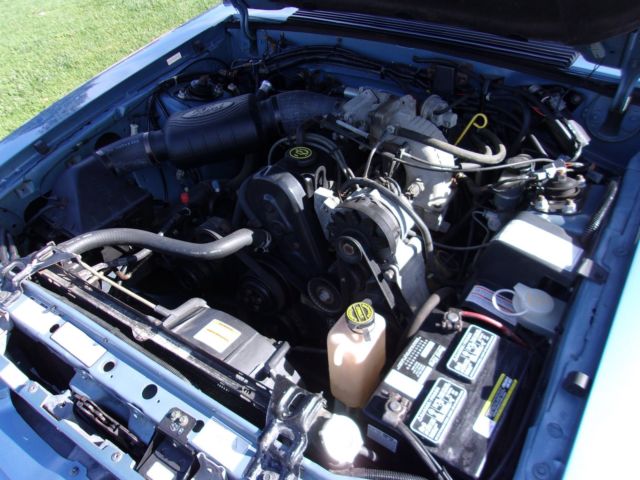 1990 pacific blue Ford Mustang Hatchback