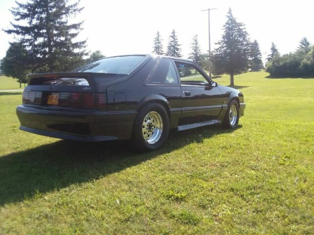 1990 Black Ford Mustang Coupe