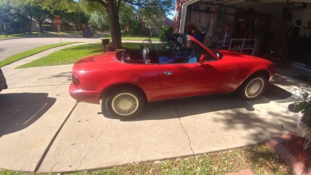 1990 Red Mazda MX-5 Miata Convertible