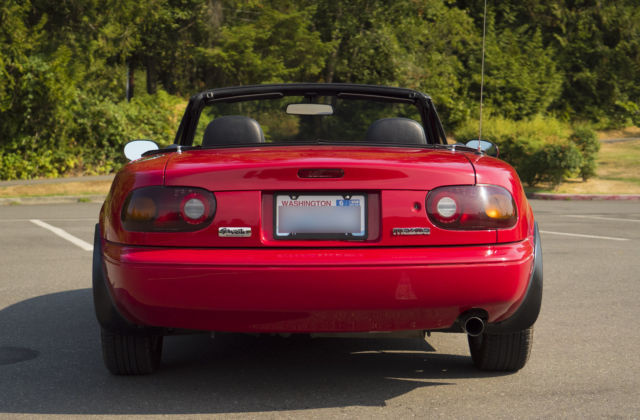 1990 Red Mazda MX-5 Miata Convertible