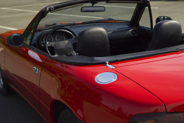 1990 Red Mazda MX-5 Miata Convertible