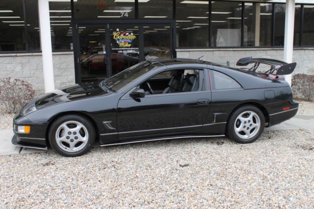1990 Black Nissan 300ZX Coupe