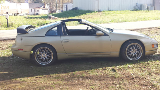 1990 White Nissan 300ZX Coupe