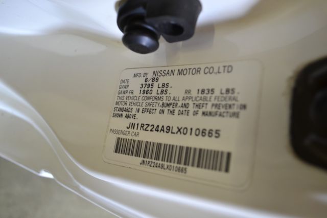 1990 white Nissan 300ZX hatchback