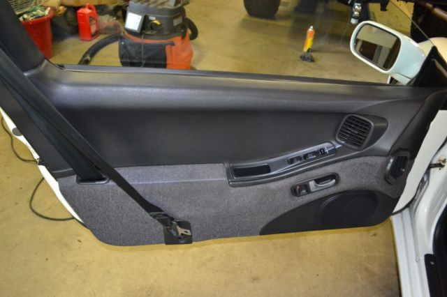 1990 white Nissan 300ZX hatchback