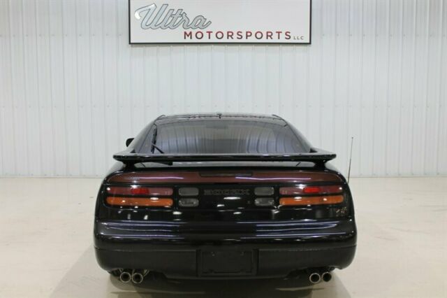 1990 Black Nissan 300ZX --