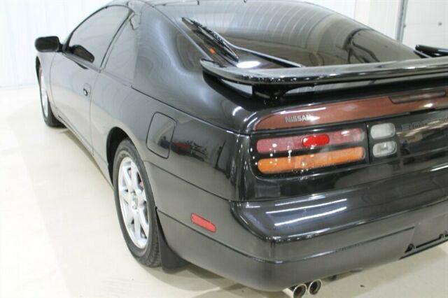 1990 Black Nissan 300ZX --