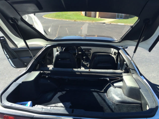 1990 White Nissan 300ZX Hatchback
