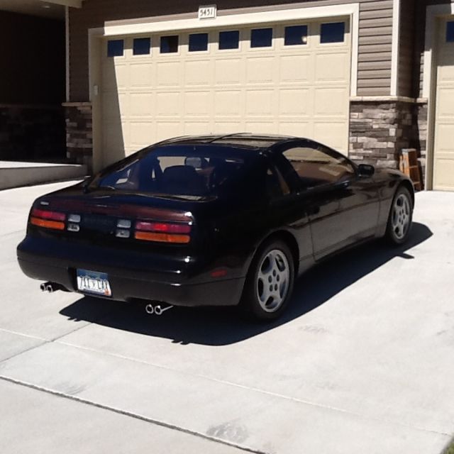 1990 Black Nissan 300ZX HATCHBACK W/T-TOPS