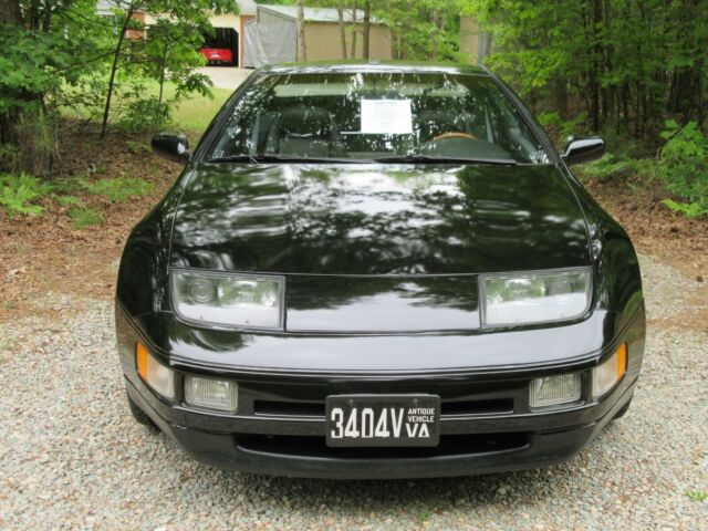 1990 Black Nissan 300ZX Coupe