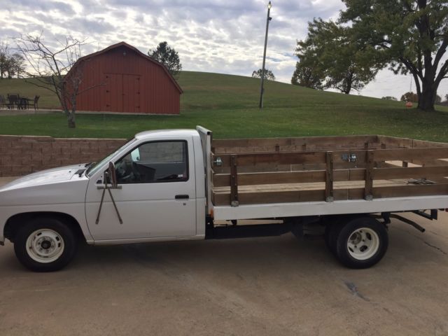 1990 Nissan Other Pickups
