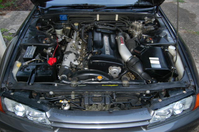 1990 Gun Grey Metallic Nissan Skyline Coupe