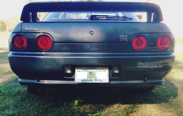 1990 Gun Grey Metallic Nissan GT-R