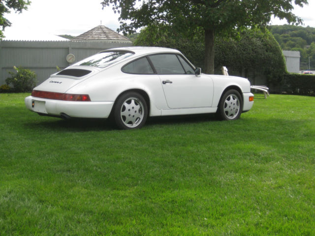 1990 White Porsche 964 Coupe