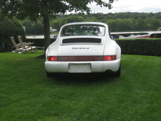 1990 White Porsche 964 Coupe