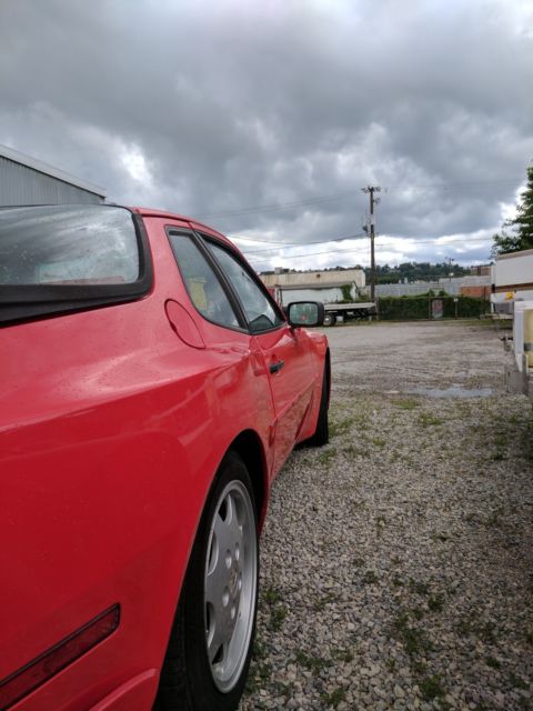 1990 Red Porsche 944