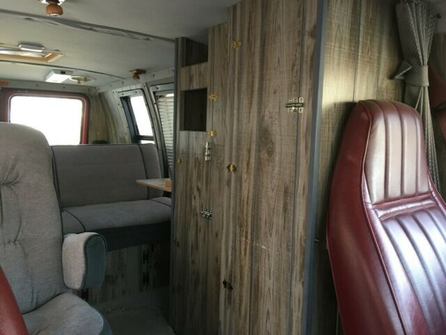 1990 Red Chevrolet G20 Van