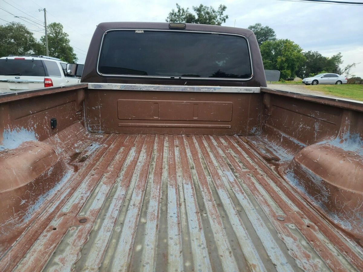 1990 Brown Ford F-250 Standard Cab Pickup