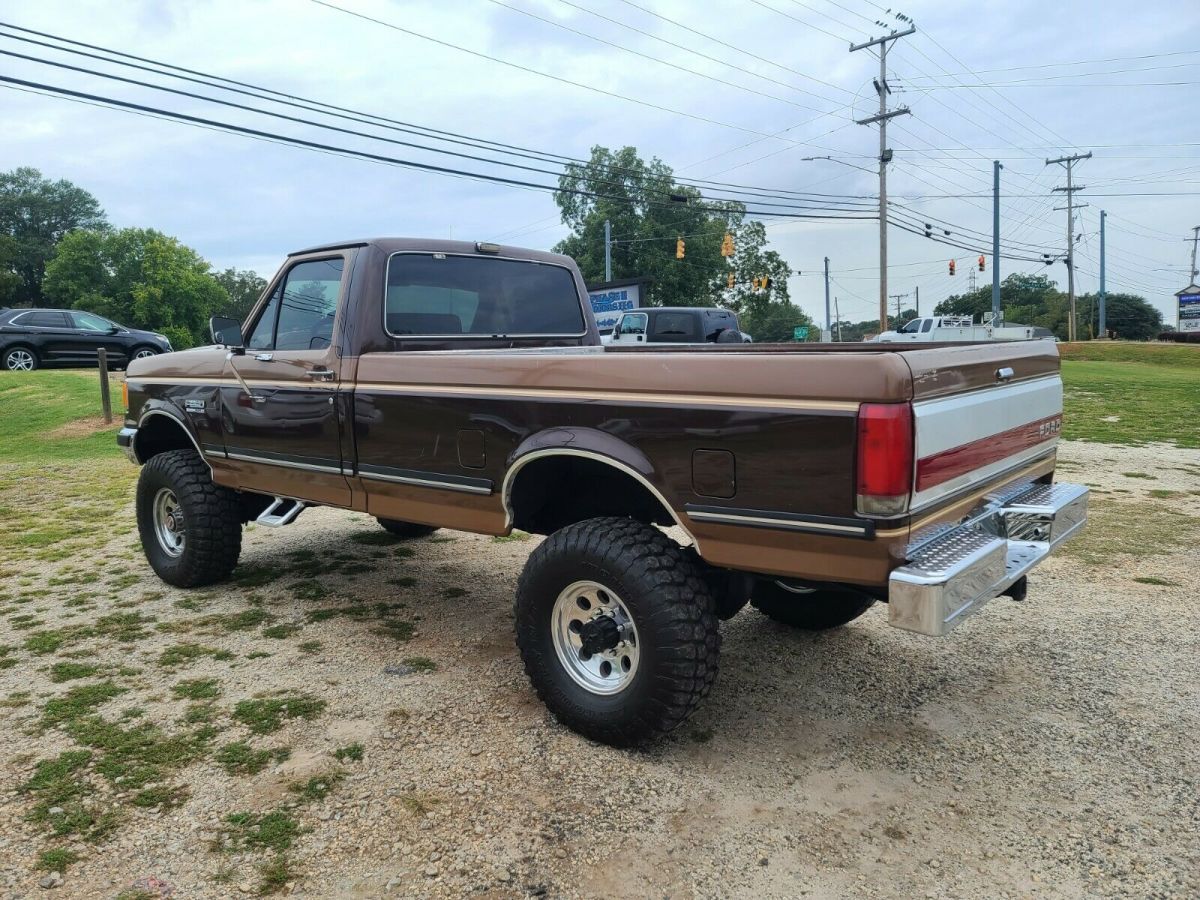 1990 Brown Ford F-250 Standard Cab Pickup