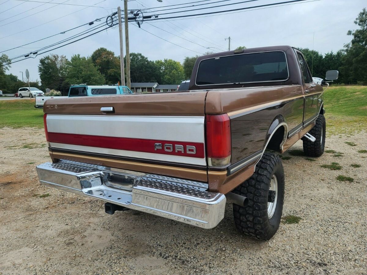 1990 Brown Ford F-250 Standard Cab Pickup