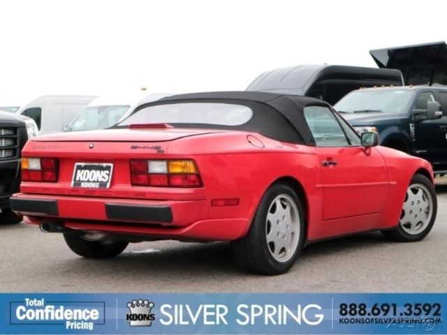 1990 Red Porsche 944 Coupe