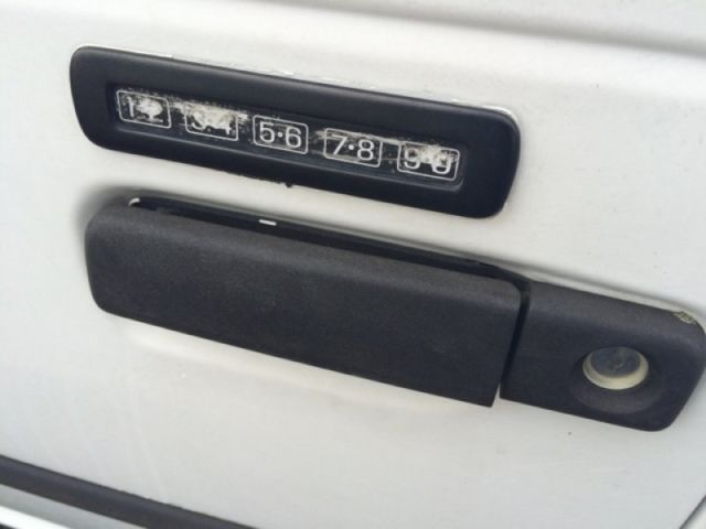 1990 White Ford Thunderbird Coupe