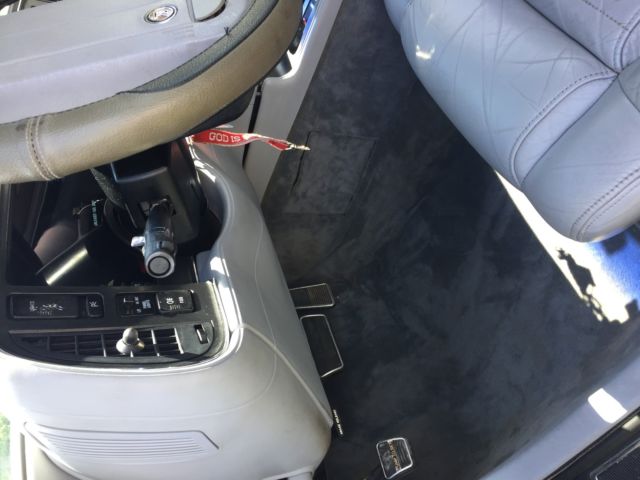 1990 Silver Buick Reatta