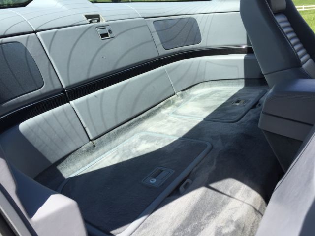 1990 Silver Buick Reatta