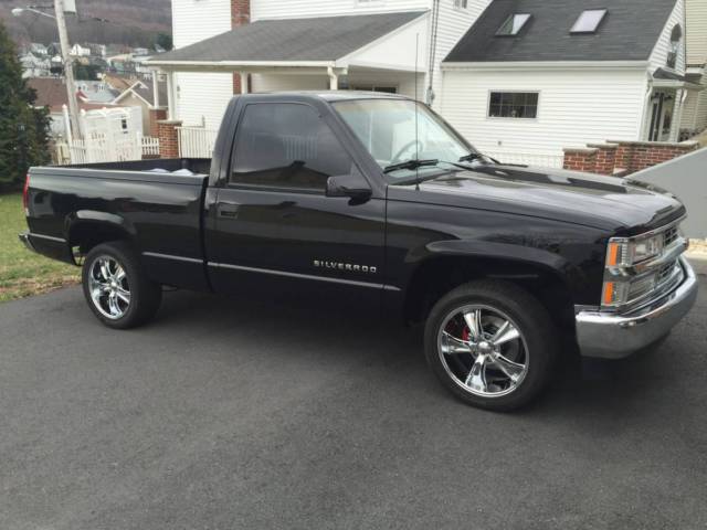 1990 Black Chevrolet Silverado 1500 Short Bed