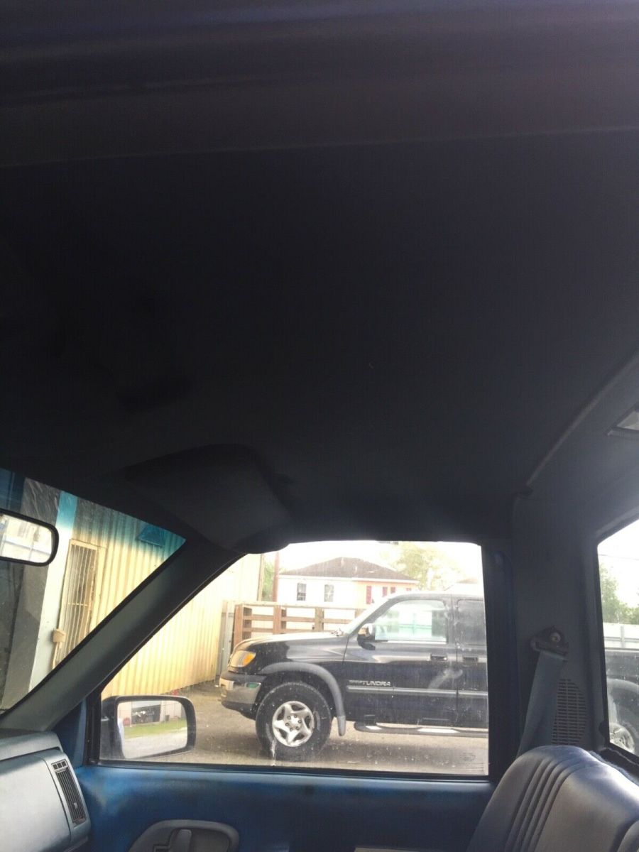 1990 Chevrolet Silverado 1500 Standard Cab Pickup