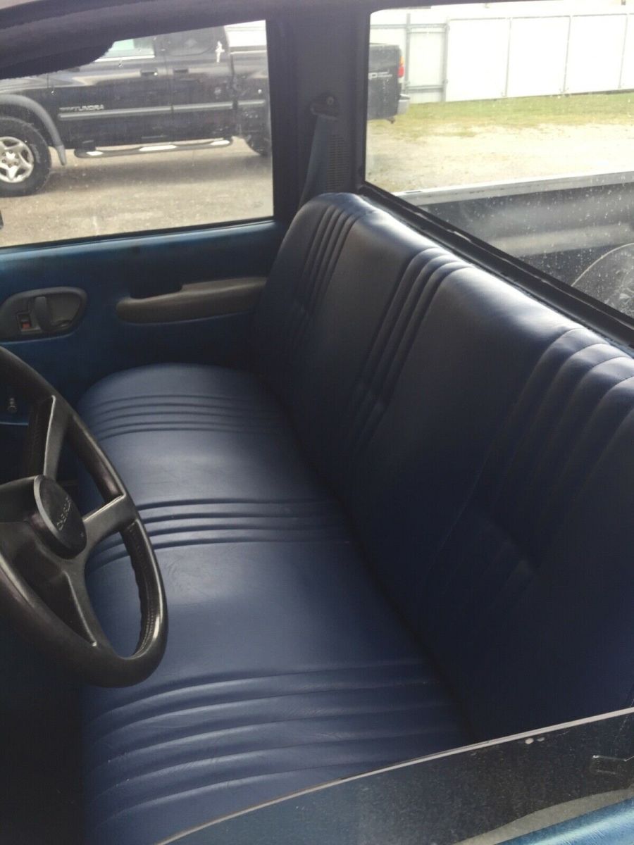 1990 Chevrolet Silverado 1500 Standard Cab Pickup