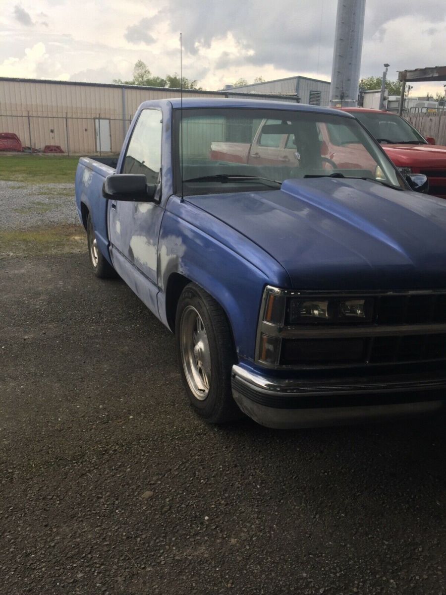 1990 Chevrolet Silverado 1500 Standard Cab Pickup